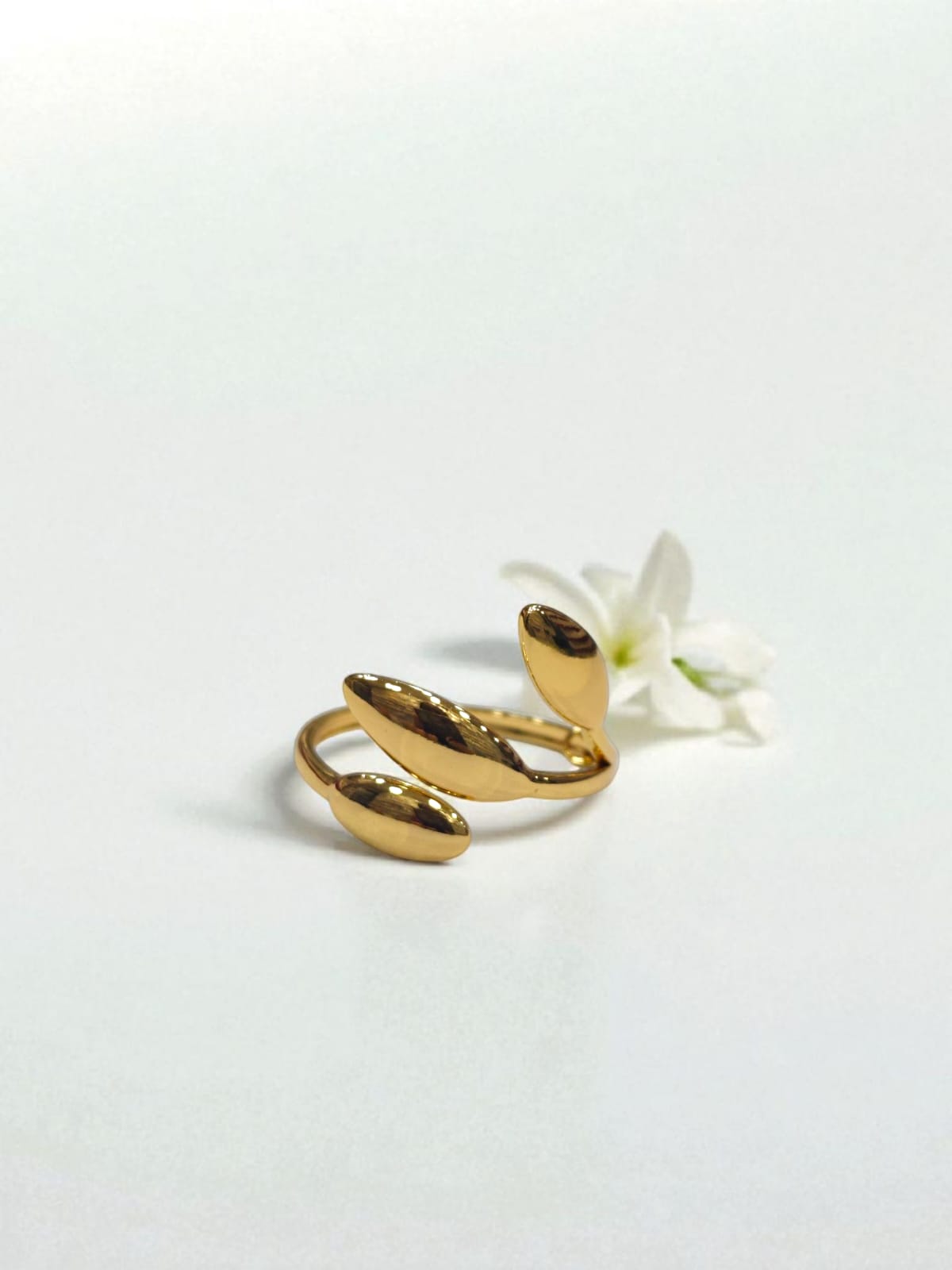 Double Pearl Twin Band