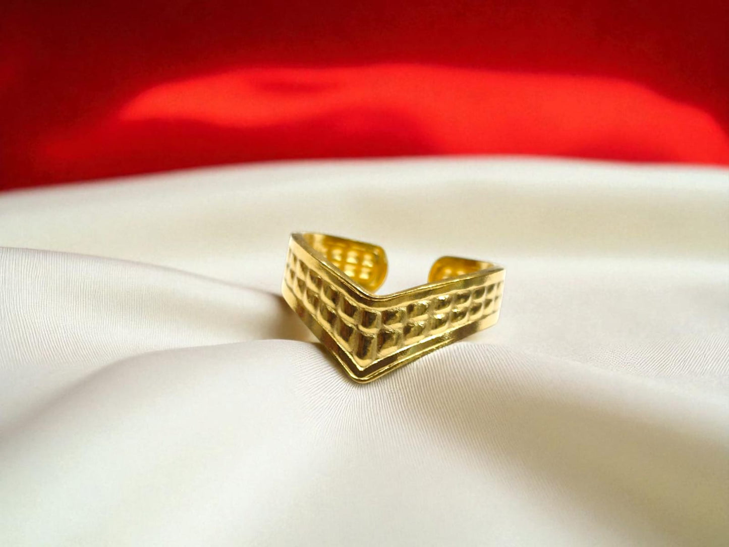 Chevron Twin Midi Ring