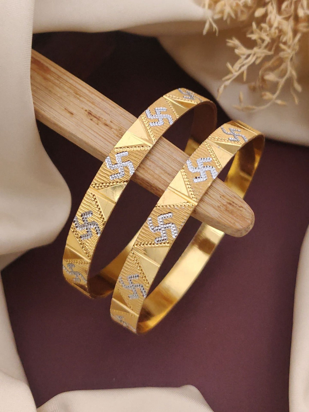 Swastik Motif Designer Kada Set