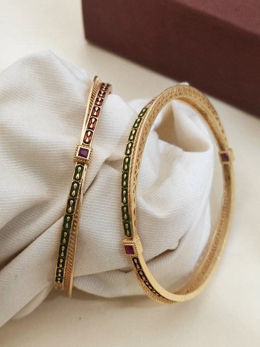 Elegant Green Enamel Traditional Bangles