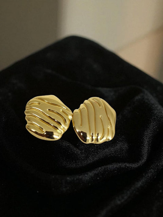 Button Crest Earrings