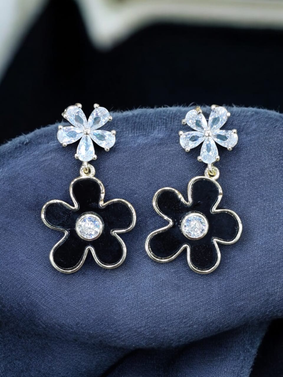 Black Daisy Studs
