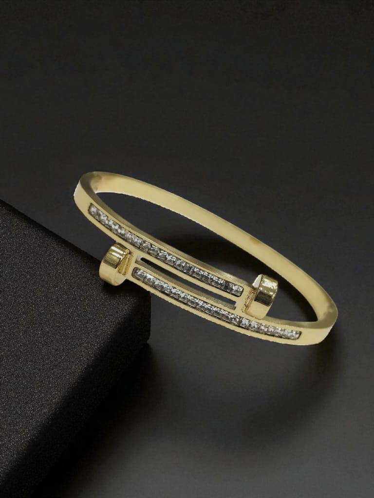 Royal Openwork Bracelet