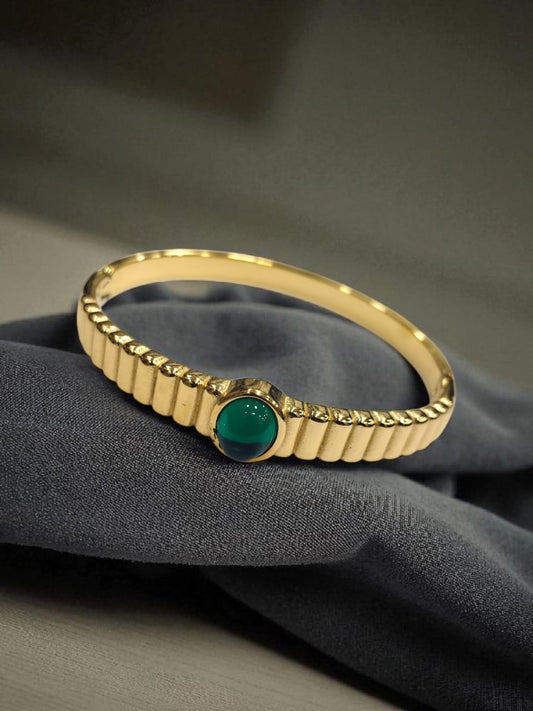 Emerald Stripe Gold Bangle