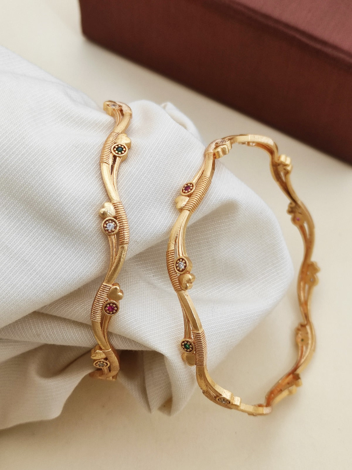 Elegant Wave Pattern Bangles