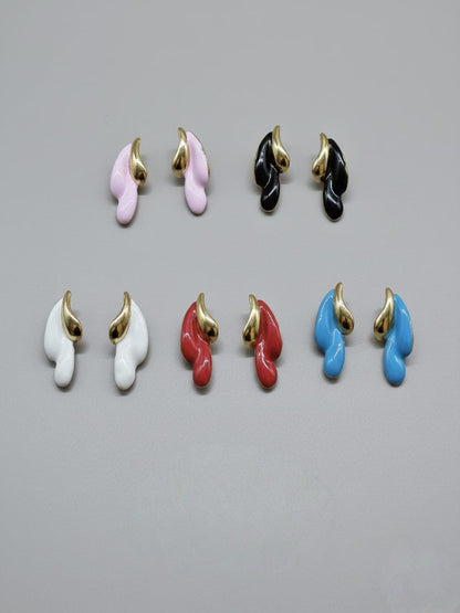Aura studs