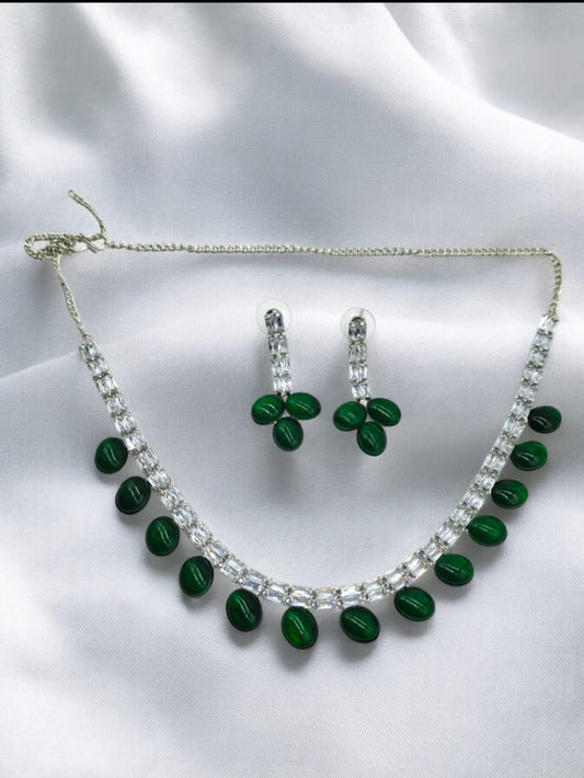 PearlMist Chain Necklace