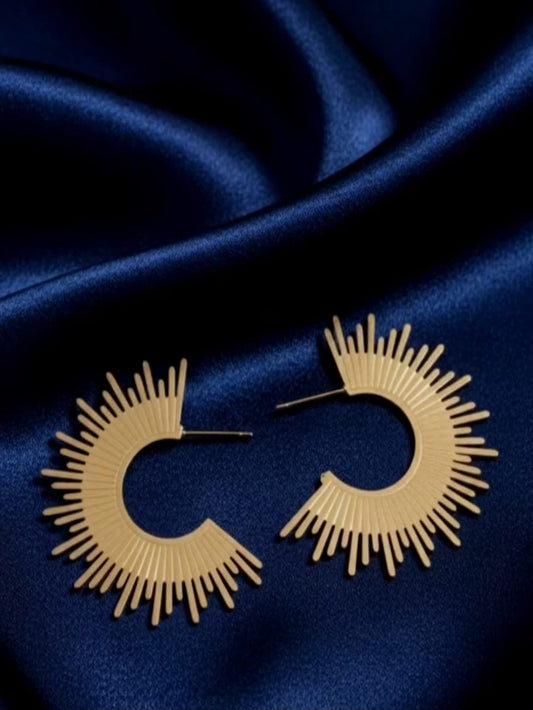 Trendy Sunbeam Cut-Out Hoop Earrings
