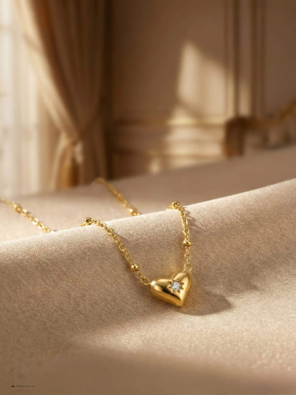 Classic heart solitaire gold pendant necklace